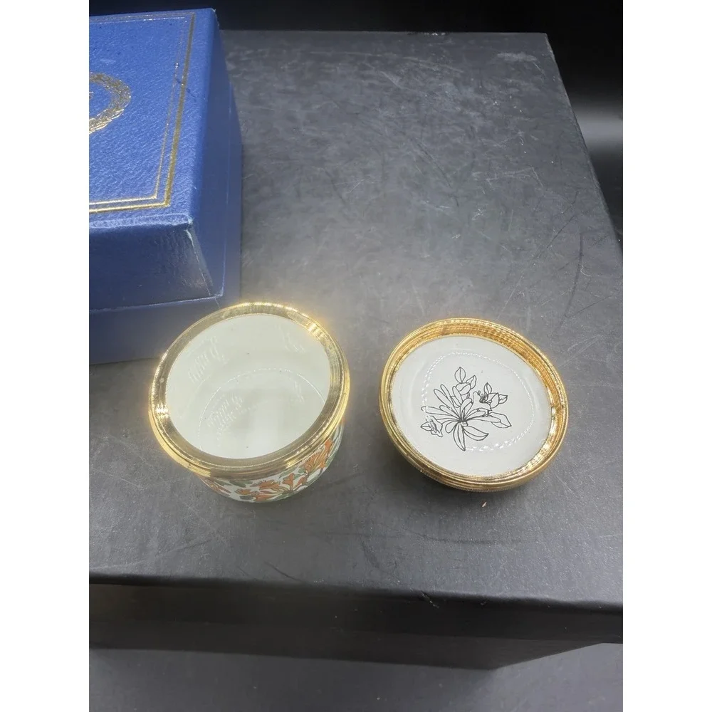 🌸 Halcyon Days Enamels Honeysuckle Tiny Trinket Box – Floral – Vintage ✨